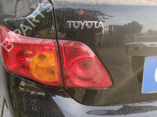 Venstre baglygte Venstre baglygte TOYOTA COROLLA Saloon (_E15_) 1.3 (NRE150) (101 hp) 39814940 39814940
