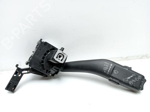 Used Steering column stalk VW GOLF VI (5K1) 1.2 TSI (105 hp) 16682303