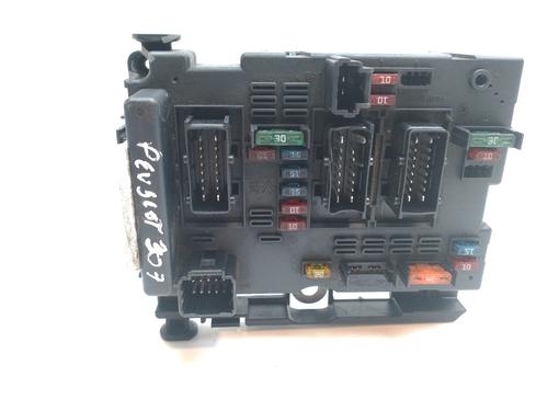 Used Fuse box Fuse box 16863528 16863528