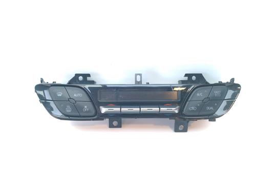 climate-control-toyota-c-hr-_x1_-55900f4410-2016-13734153 main image