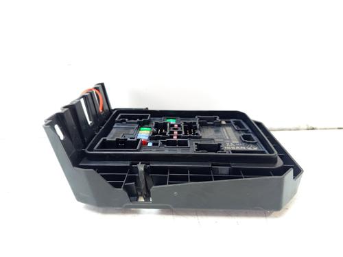 Fuse box RENAULT CAPTUR I (J5_, H5_) 0.9 TCe 90 | BP33038598E1 - Image 2
