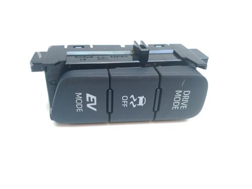 Used Switch TOYOTA YARIS (_P13_) [2010-2020]  16714708