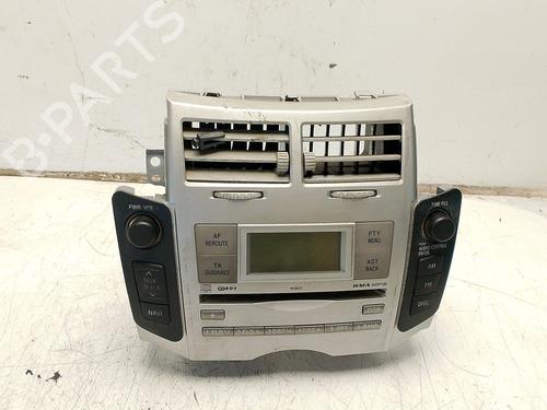 Used Radio Radio 38332524 38332524