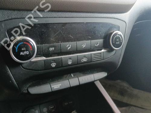 Used Climate control Climate control 37695792 37695792