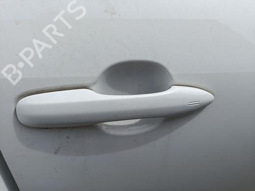 front-right-exterior-door-handle-toyota-yaris-cross-mxp_-2020-37695315 main image