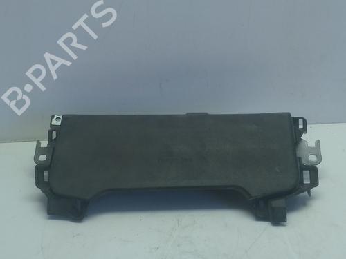 passenger-airbag-toyota-corolla-estate-_e21_-2019-32771964 main image