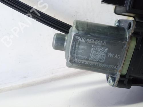 Right rear window motor SEAT LEON ST (5F8) 1.6 TDI | BP11360786E22 