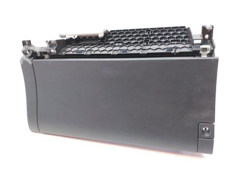 Used Glove box Glove box 17685007 17685007