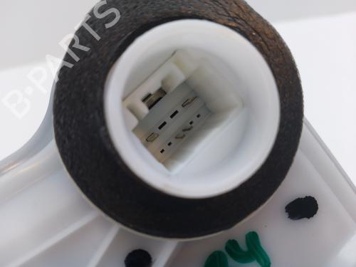 Front right lock TOYOTA COROLLA Hatchback (_E21_, _EA1_, _EH1_) 1.8 Hybrid (ZWE211) | BP16171215C97 