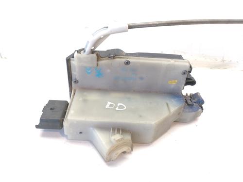 hjre-fortil-las-citroen-c4-cactus-16-bluehdi-100-9685351480-2014-10360497 main image