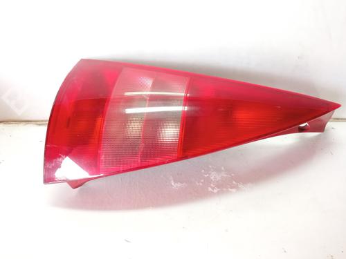 left-taillight-citroen-c3-i-fc_-fn_-14-i-16227531-2002-2003-2004-2005-2006-2007-2008-2009-2010-2011-2012-2013-9582296 main image