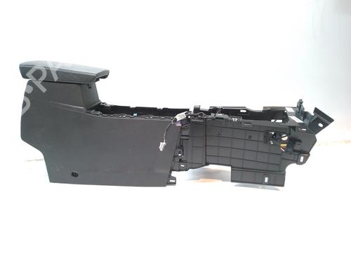 Used Armrest / Center console Armrest / Center console 22651932 22651932