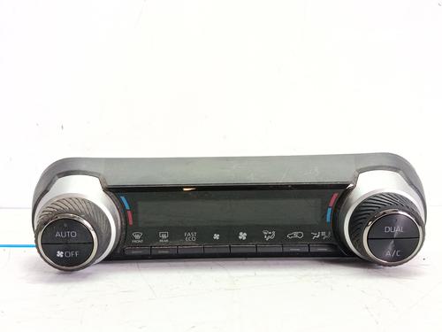 Used Climate control Climate control TOYOTA RAV 4 V (_A5_, _H5_) 2.5 Hybrid (AXAH52) (218 hp) 34250833 34250833