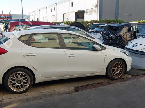 Pièces Détachées Usagées KIA CEE'D (JD) 1.4 CRDi 90 4834527