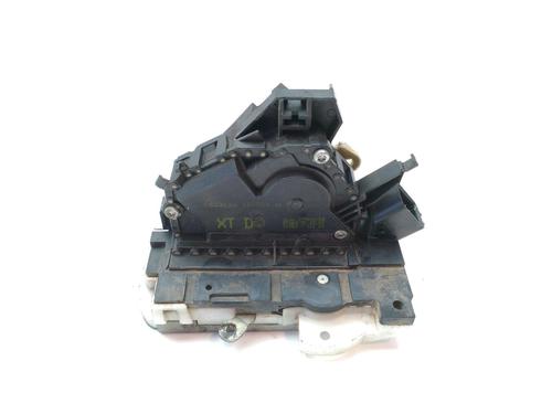 Høyre foran lås FORD FOCUS I (DAW, DBW) 1.6 16V (100 hp) 12311404