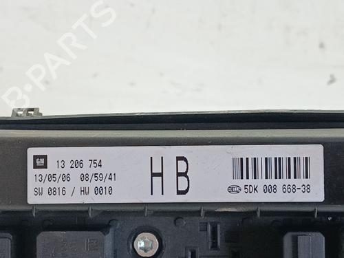 Fuse box OPEL ASTRA H GTC (A04) 1.9 CDTi 16V (L08) | BP36701588E1 - Image 2