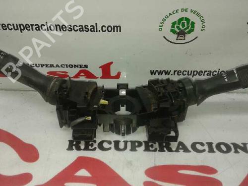 Used Headlight switch TOYOTA COROLLA Verso (ZER_, ZZE12_, R1_) 2.2 D-4D (AUR10_, AUR10R) (177 hp) 7952862