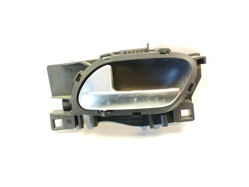 Used Front left interior door handle Front left interior door handle 10115158 10115158