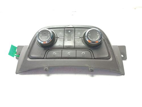 climate-control-opel-zafira-tourer-c-p12-2011-30657469 main image