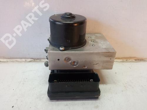 Used ABS pump MERCEDES-BENZ C-CLASS T-Model (S203) C 200 CDI (203.204) (116 hp) 8132567