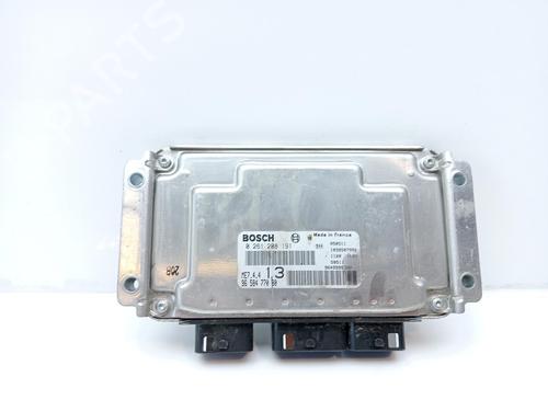 Used Engine control unit (ECU) PEUGEOT 1007 (KM_) 1.6 16V (109 hp) 15581460