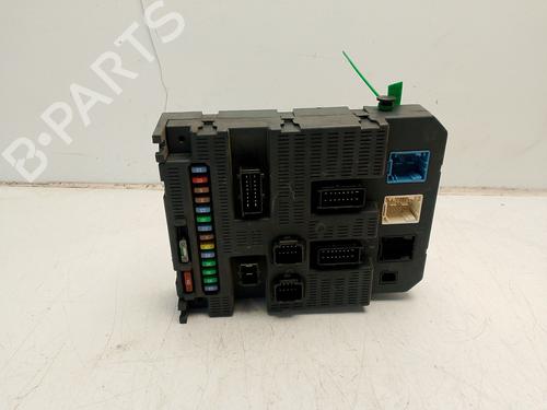 Used Fuse box Fuse box 34053738 34053738