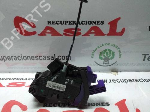rear-right-lock-kia-carens-iv-81420a4030-2013-7956069 main image