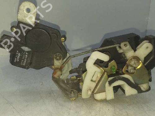 Used Rear right lock MITSUBISHI PAJERO III (V7_W, V6_W) 3.2 Di-D (V68W, V78W) (165 hp) 7957109