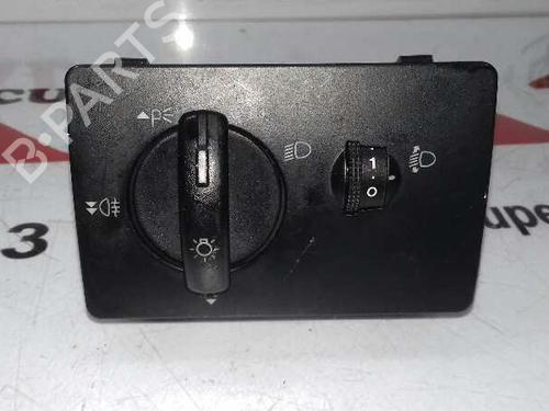 Commande de phare FORD FOCUS II (DA_, HCP, DP) [2004-2013]  7952038