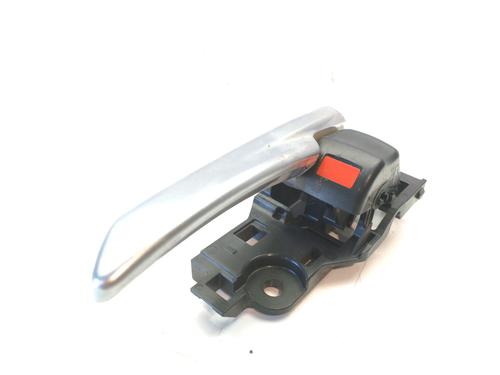 Used Front left interior door handle Front left interior door handle 10395559 10395559