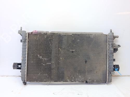 Used Water radiator Water radiator OPEL ASTRA H GTC (A04) 1.9 CDTi 16V (L08) (120 hp) 33690189 33690189