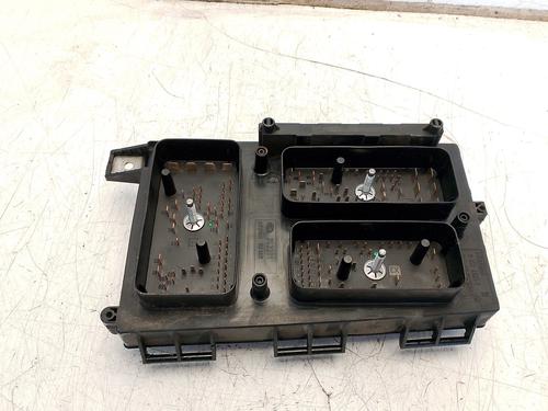 Fuse box OPEL ASTRA H GTC (A04) 1.9 CDTi 16V (L08) | BP38085524E1 - Image 4