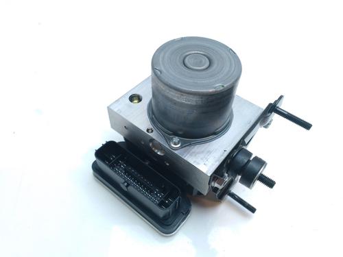 ABS pump TOYOTA YARIS (_P13_)  | BP17443304M43
