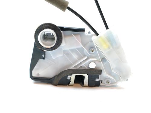 Front left lock TOYOTA YARIS (_P13_) 1.5 Hybrid (NHP130_, NHP130) | BP12310107C98 