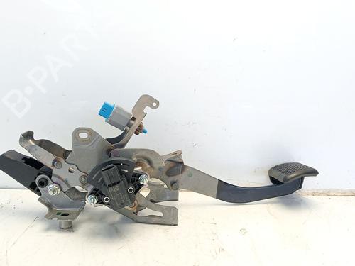 Break pedal TOYOTA YARIS (_P13_)  | BP24970372I19 