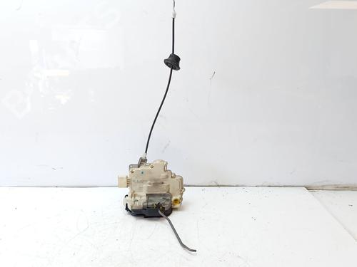 Vergrendeling links voor AUDI A4 B7 (8EC) 2.0 TDI 16V (140 hp) 26657940