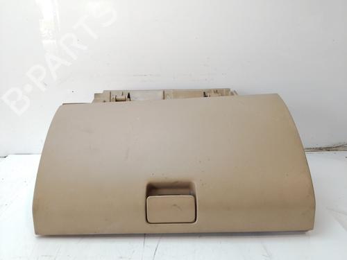 Used Glove box Glove box 33266658 33266658