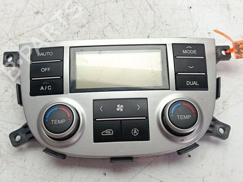 Used Climate control Climate control 37793137 37793137