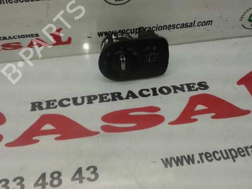 Used Headlight switch Headlight switch 7951957 7951957