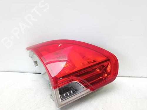 Used Right tailgate light Right tailgate light 16261035 16261035