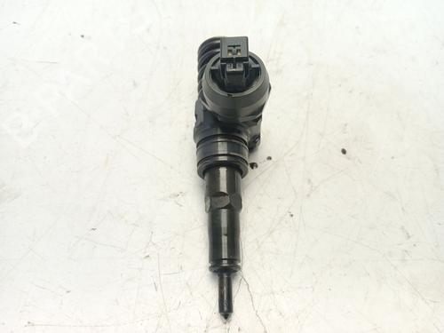 Injector AUDI A4 B7 (8EC) 2.0 TDI | BP31161261M100