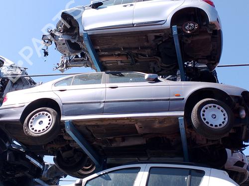 Used Parts BMW 5 (E39) 528 i 4333991