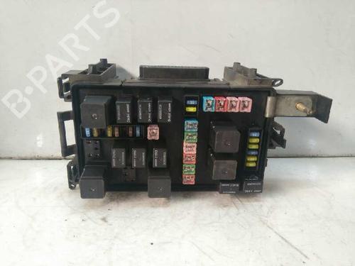 fuse-box-chrysler-300c-lx-le-30-crd-p05087269am-p05087269ama-2004-7959753 main image