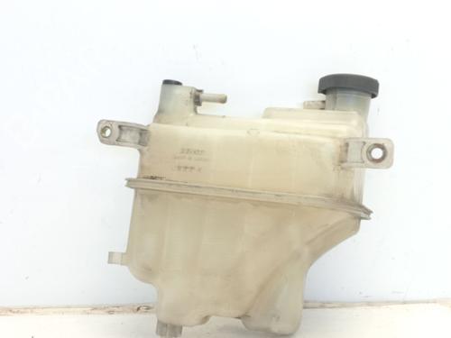 Used Expansion tank TOYOTA YARIS (_P1_) 1.4 D-4D (NLP10_, NLP10R) (75 hp) 25919573