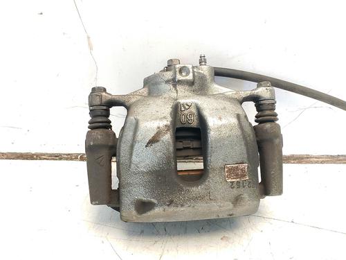 Used Left front brake caliper Left front brake caliper TOYOTA COROLLA Hatchback (_E21_, _EA1_, _EH1_) 2.0 Hybrid (MZEH12) (180 hp) 37695727 37695727