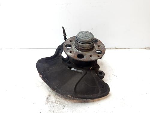 Used Right front steering knuckle Right front steering knuckle MERCEDES-BENZ C-CLASS (W203) C 200 Kompressor (203.042) (163 hp) 32385258 32385258