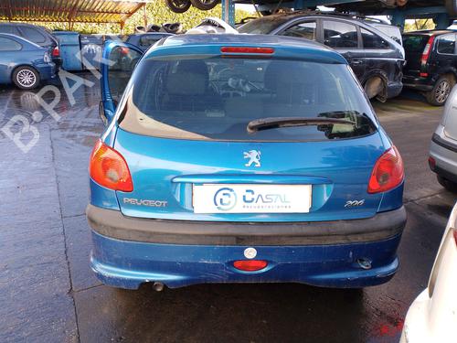 Pièces Détachées Usagées PEUGEOT 206 Hatchback (2A/C) 1.4 i (75 hp) 4395320