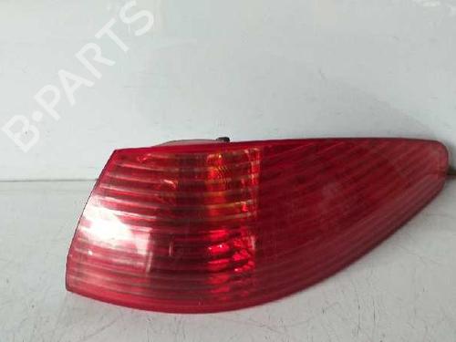 Used Right taillight Right taillight PEUGEOT 206 Hatchback (2A/C) 1.4 i (75 hp) 7957329 7957329