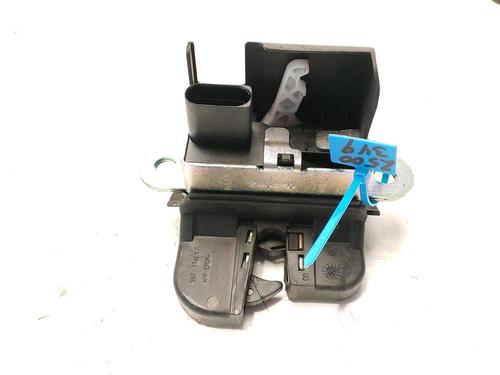 tailgate-lock-vw-tiguan-5n_-2007-2008-2009-2010-2011-2012-2013-2014-2015-2016-2017-2018-37758808 main image