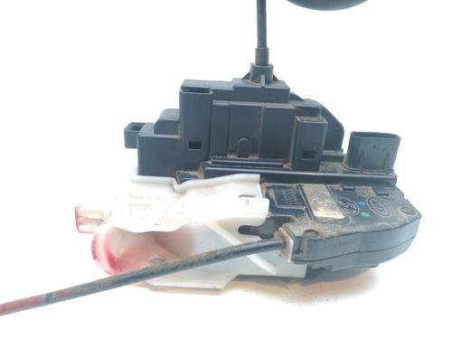 rear-right-lock-kia-ceed-hatchback-ed-814201h000-2006-2007-2008-2009-2010-2011-2012-16171182 main image
